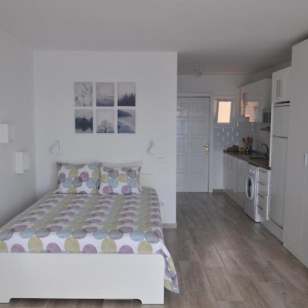 Bright Studio By The Sea Icod De Los Vinos Exterior photo